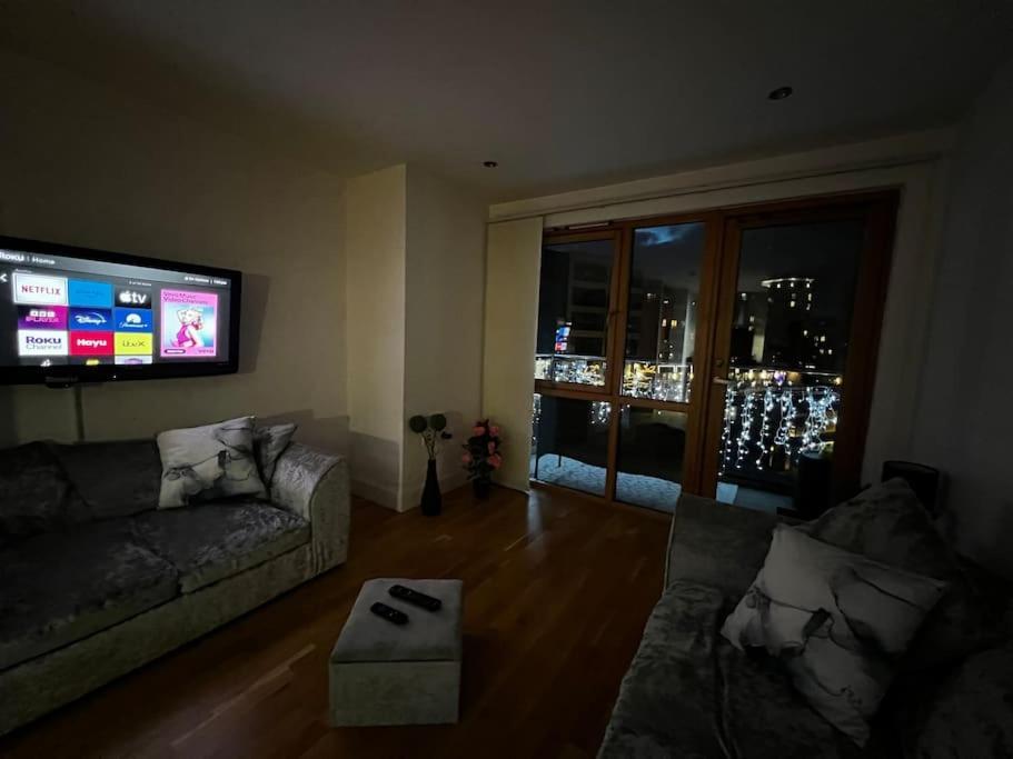 Leeds Clarence Dock 2 Bedroom Apt מראה חיצוני תמונה